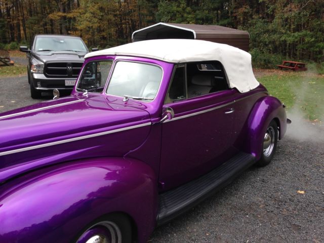 1940 Ford Deluxe Convertible - photo 5