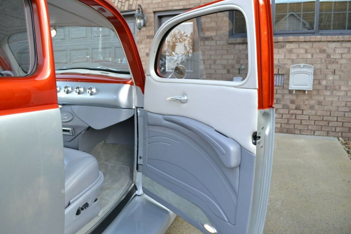 1940 Ford Coupe Deluxe - photo 11