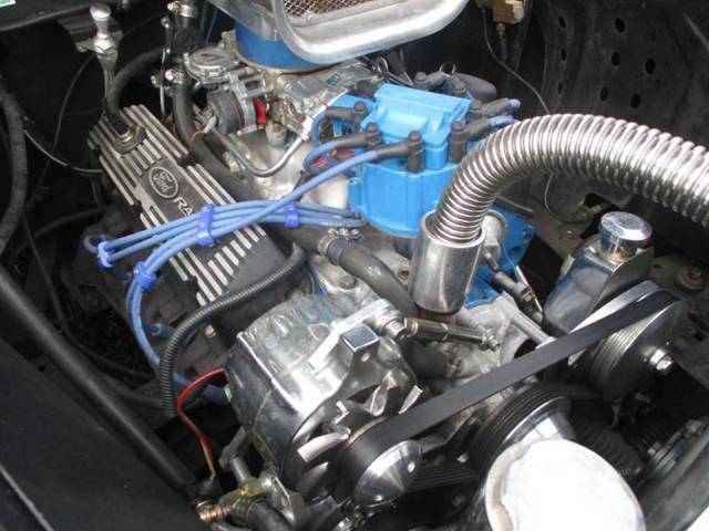 1940 Ford Deluxe - photo 2