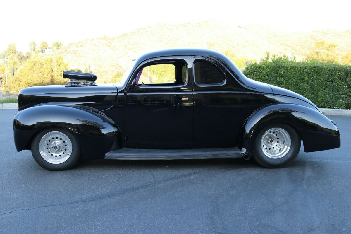 1940 Ford Deluxe Coupe -- Multiple Award Winner! - photo 5