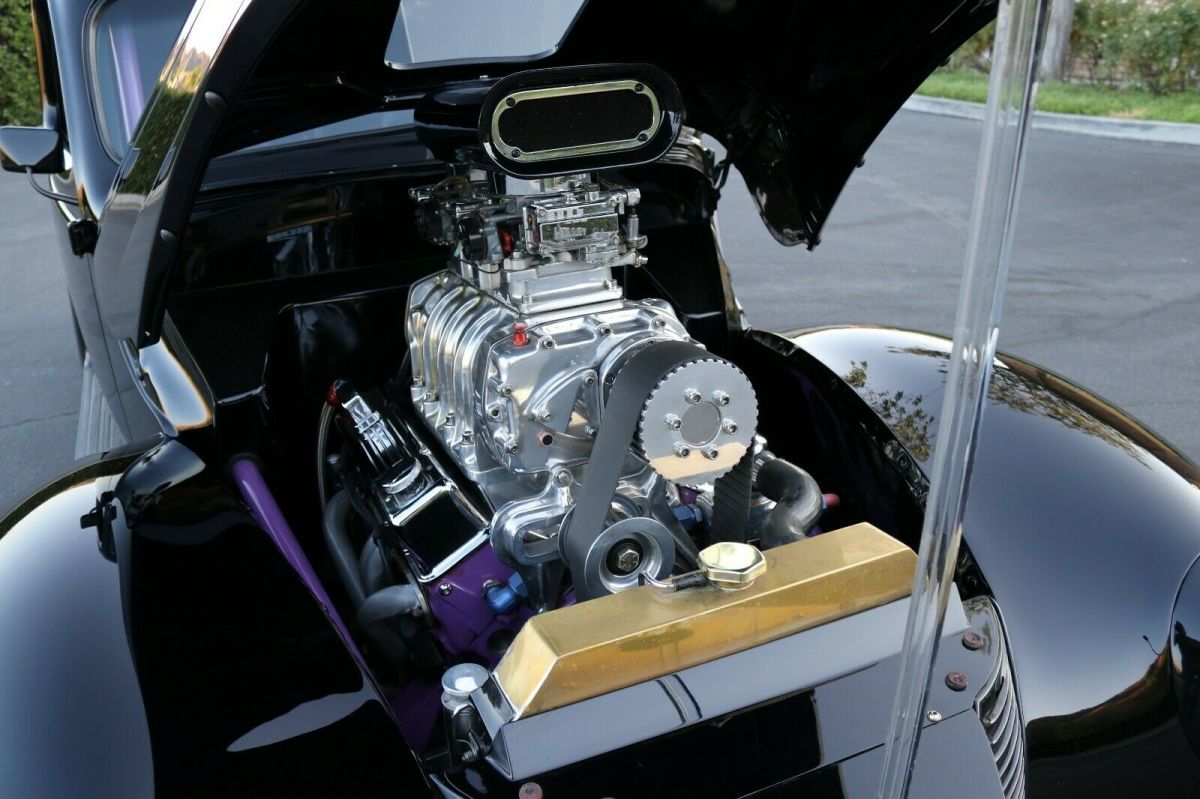 1940 Ford Deluxe Coupe -- Multiple Award Winner! - photo 8