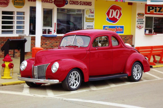 1940 FORD CUSTOM STREET ROD, FULLY MODERN CUSTOM BUILD 1940 Ford CUSTOM STREET ROD