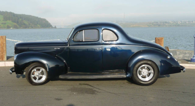 1940 Ford De Luxe Coupe - photo 2