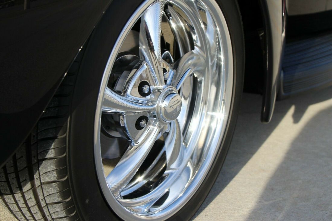 1940 Ford Deluxe - photo 8