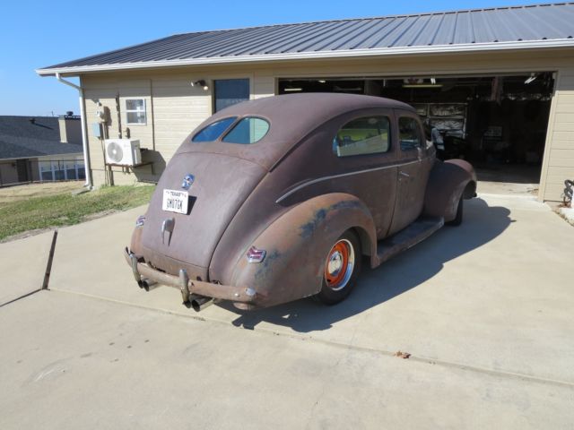1940 Ford Sedan Deluxe - photo 3