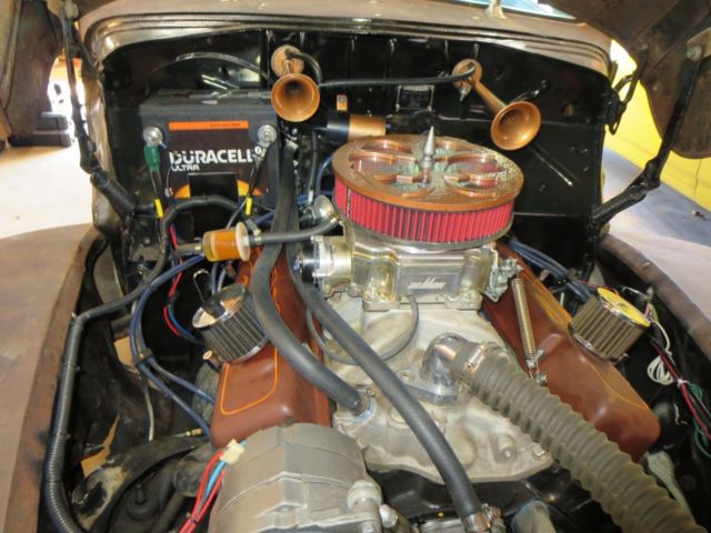 1940 Ford Sedan Deluxe - photo 4