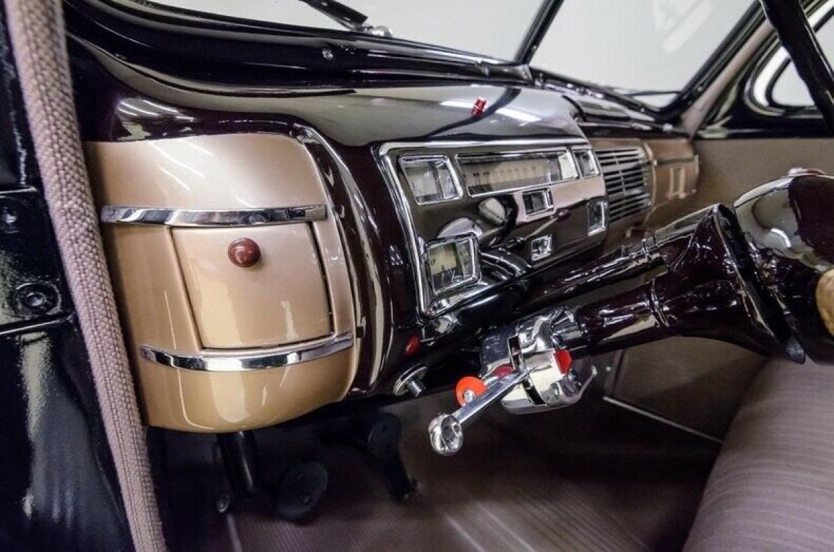 1940 Ford Deluxe - photo 12