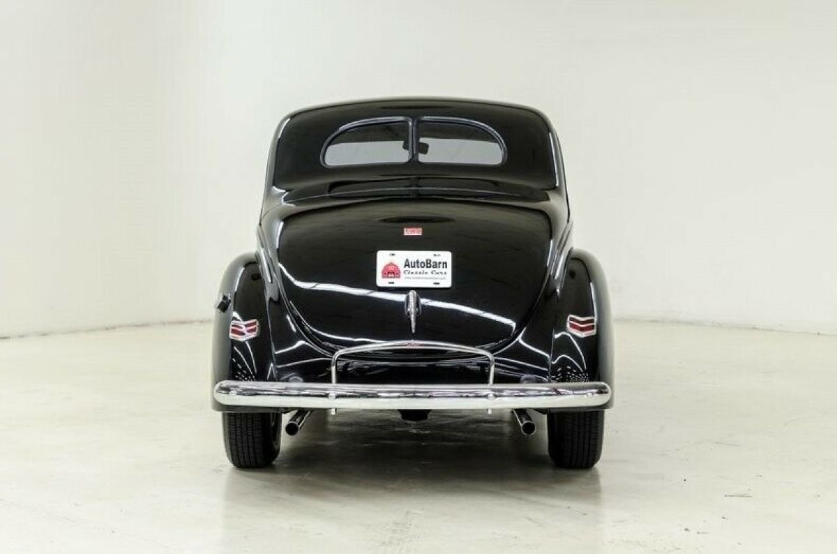 1940 Ford Deluxe - photo 6