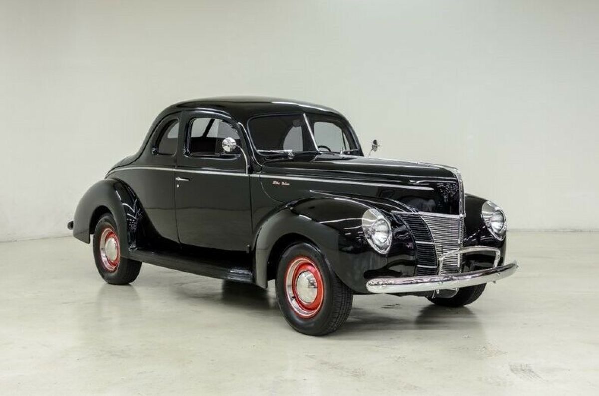 1940 Ford Deluxe - photo 9