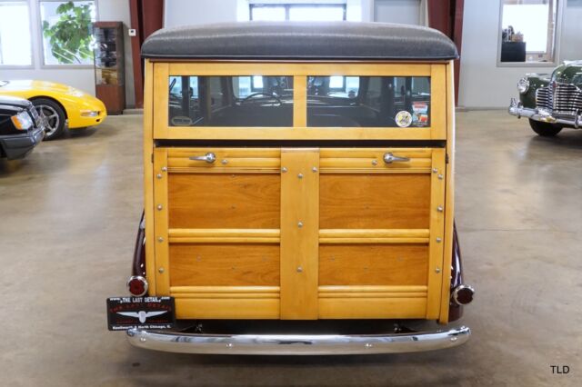 1940 Ford Deluxe Woody Wagon - photo 12