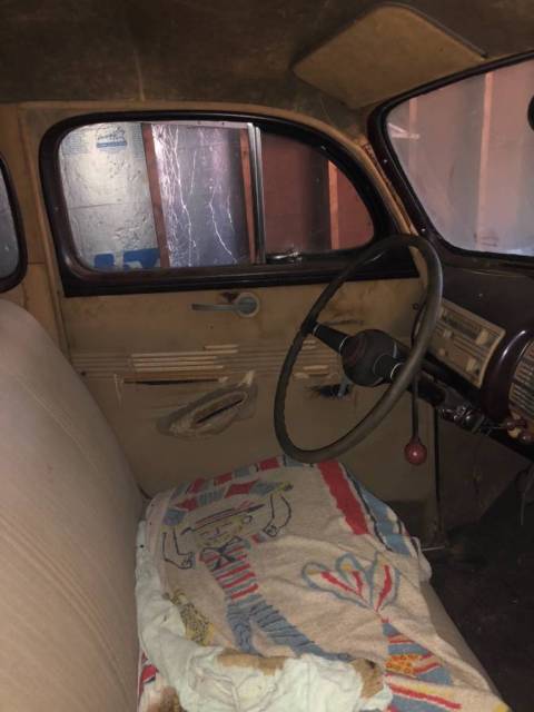 1940 Ford Deluxe - photo 4