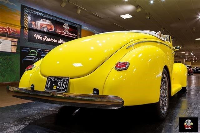 1940 Ford Deluxe Convertible Street Rod - photo 9