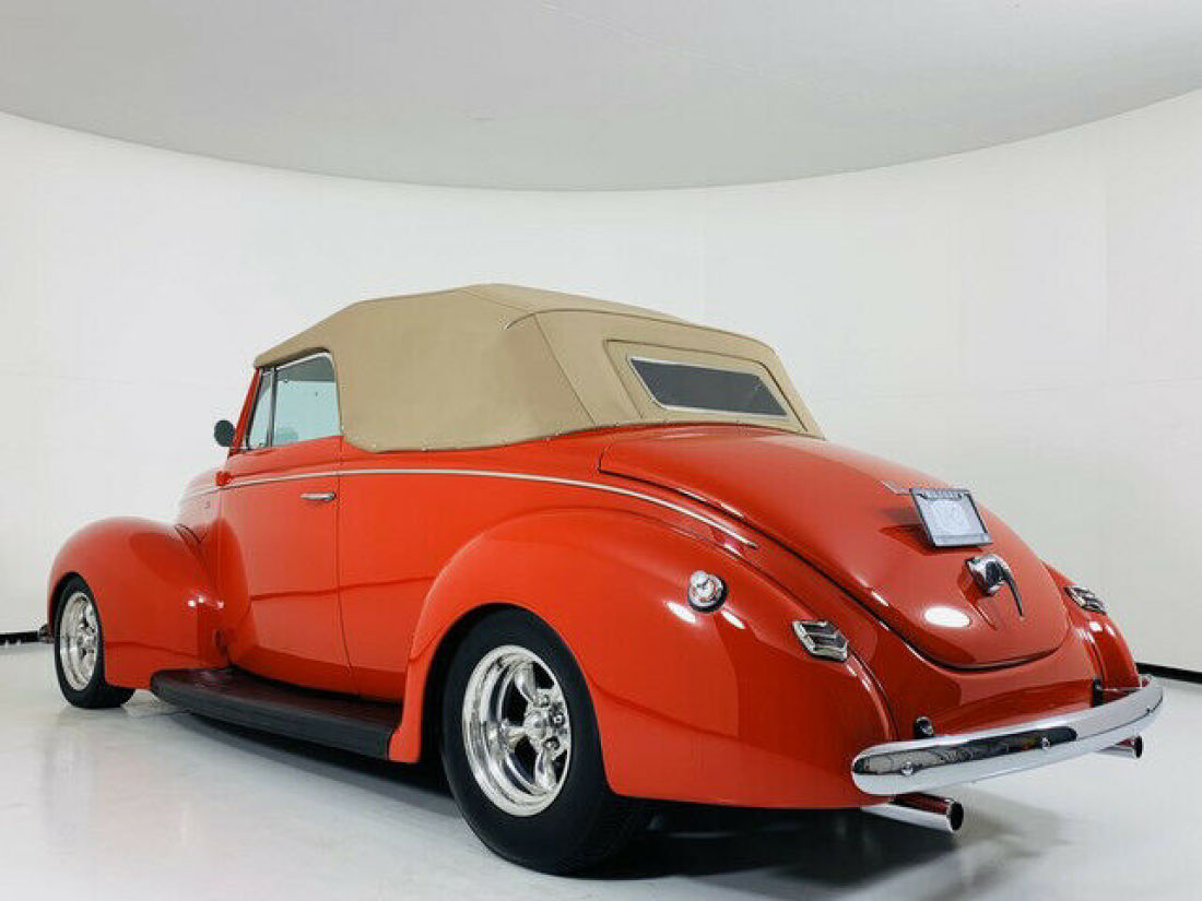 1940 Ford Deluxe Conv - photo 5