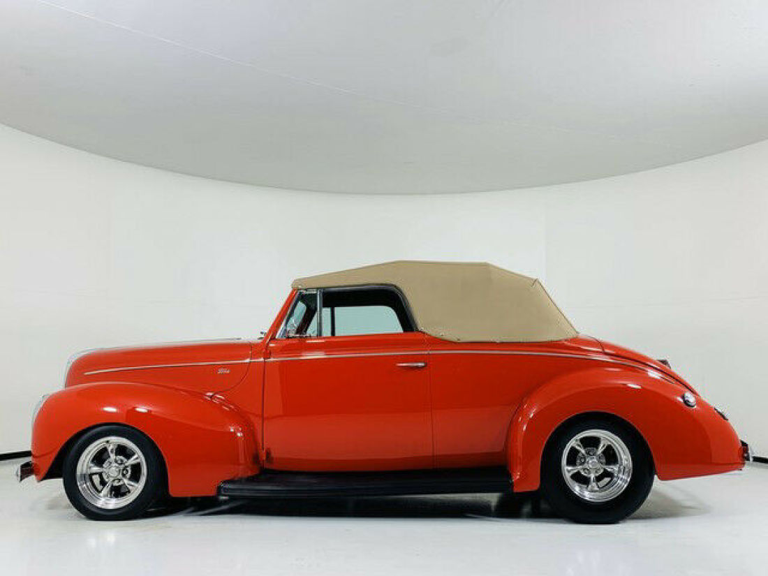 1940 Ford Deluxe Conv - photo 6
