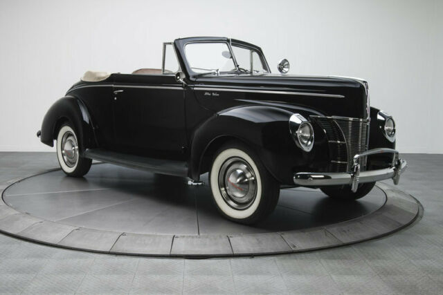 1940 Ford Deluxe Convertible - photo 10