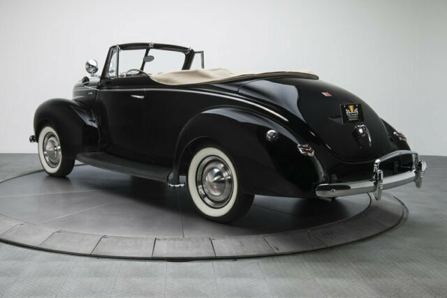 1940 Ford Deluxe Convertible - photo 12
