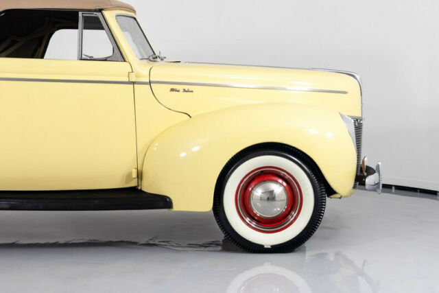1940 Ford Deluxe Convertible - photo 13