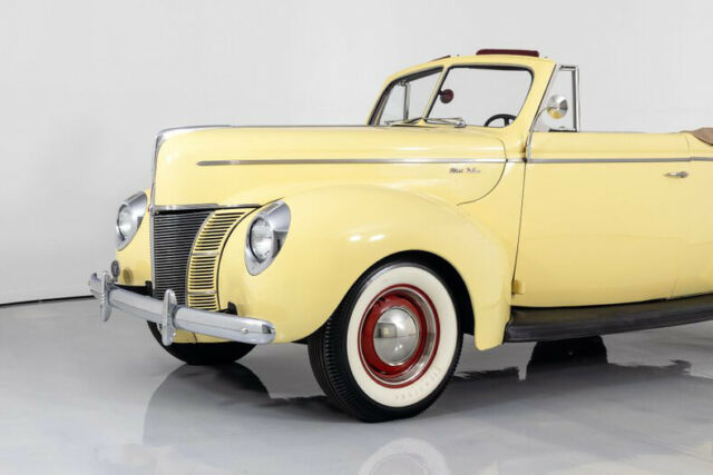 1940 Ford Deluxe Convertible - photo 6