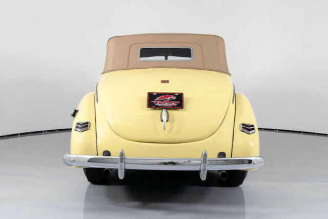1940 Ford Deluxe Convertible - photo 9