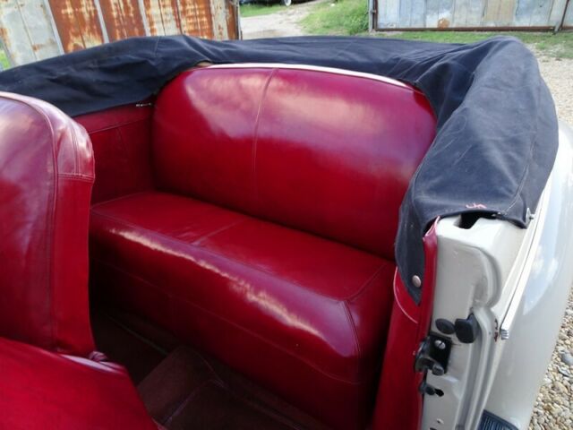 1940 Ford Deluxe CONVERTIBLE - photo 10