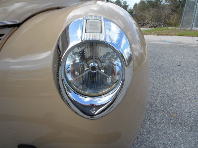 1940 Ford Deluxe Convertible - photo 12