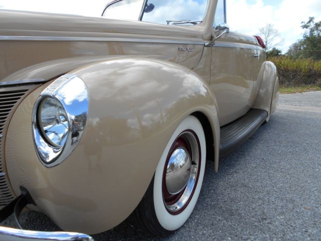 1940 Ford Deluxe Convertible - photo 9