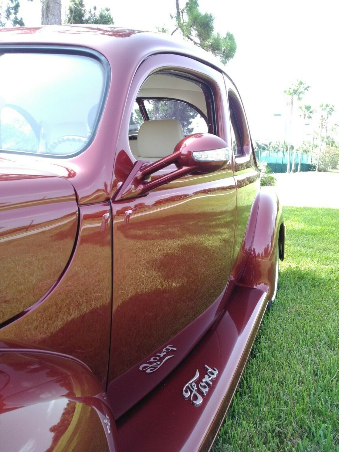 1940 Ford Deluxe Custom Street Rod - photo 2