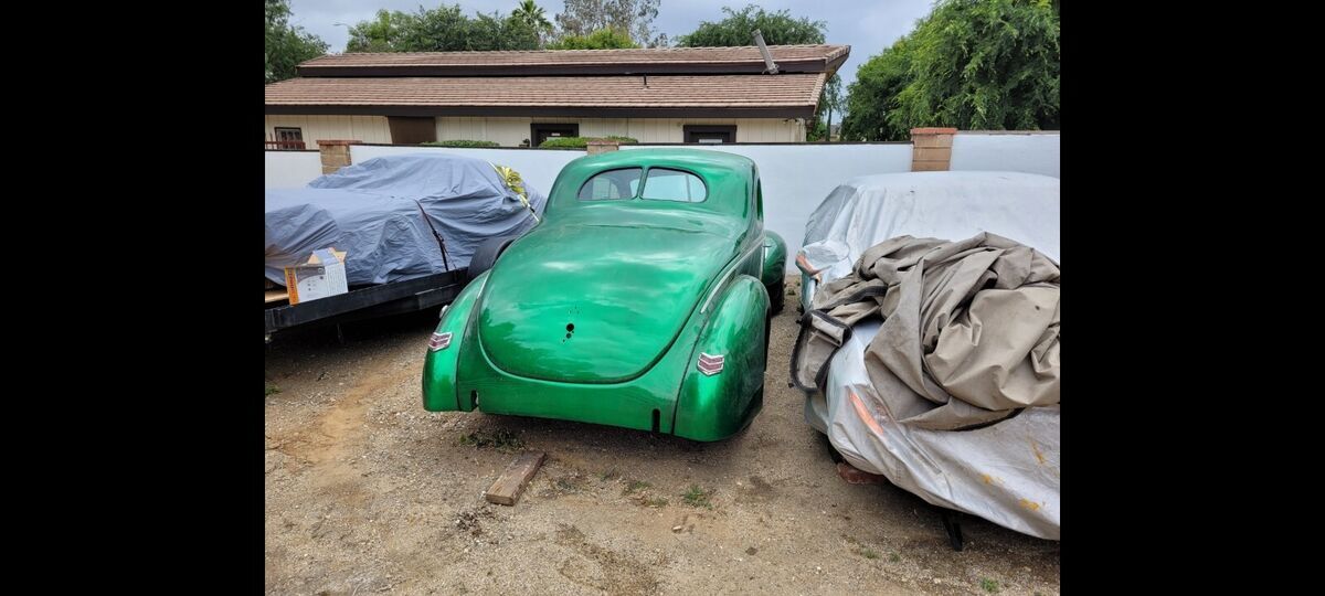 1940 Ford Deluxe Coupe - photo 3