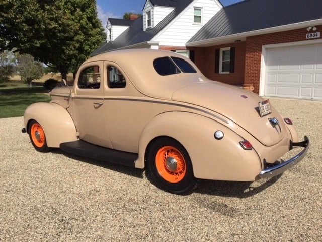 1940 Ford Deluxe Coupe - photo 5