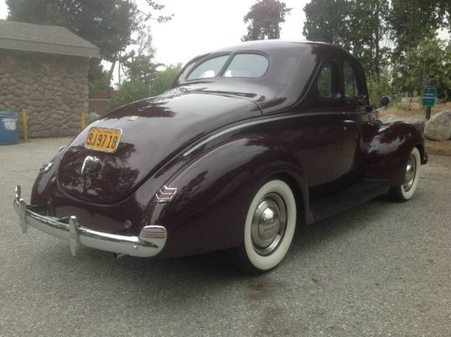 1940 Ford Deluxe Coupe - photo 2