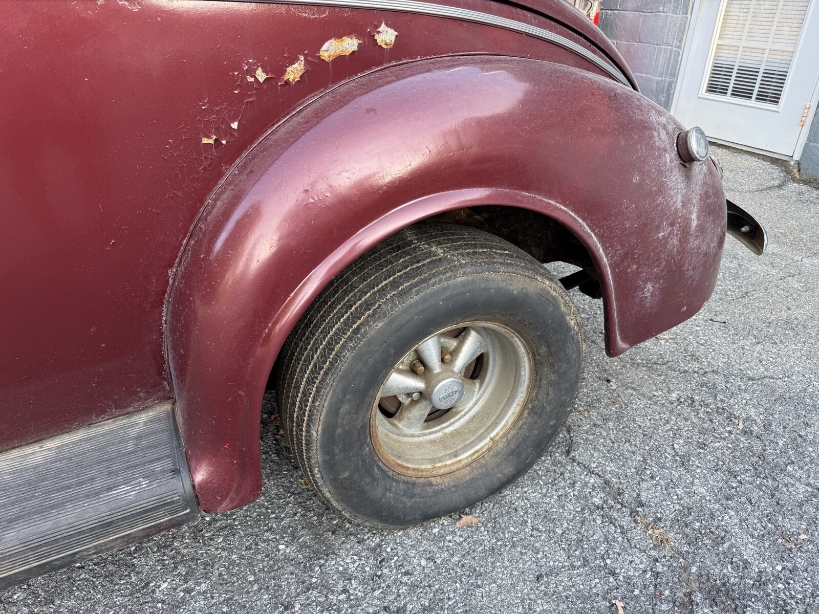 1940 Ford Deluxe - photo 9