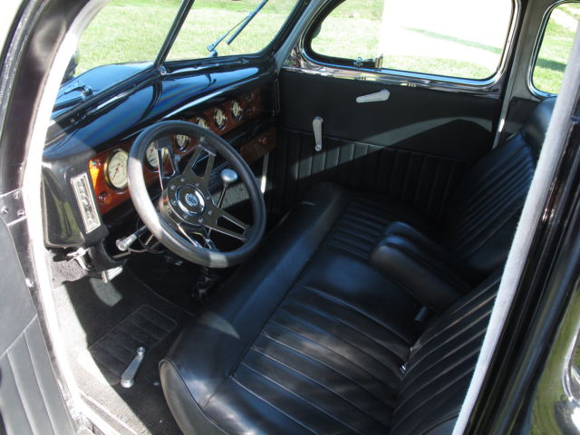 1940 Ford Deluxe Street Rod - photo 12