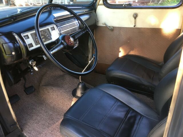 1940 Ford Deluxe - photo 5