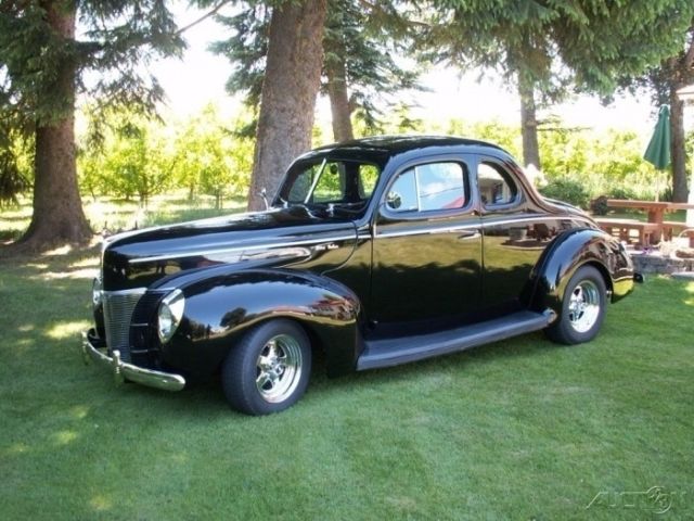 1940 Ford Deluxe Opera - photo 2
