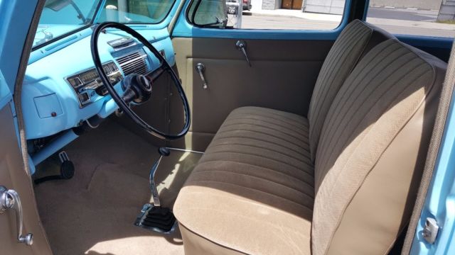 1940 Ford Sedan - photo 8