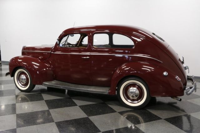 1940 Ford Deluxe Sedan - photo 10