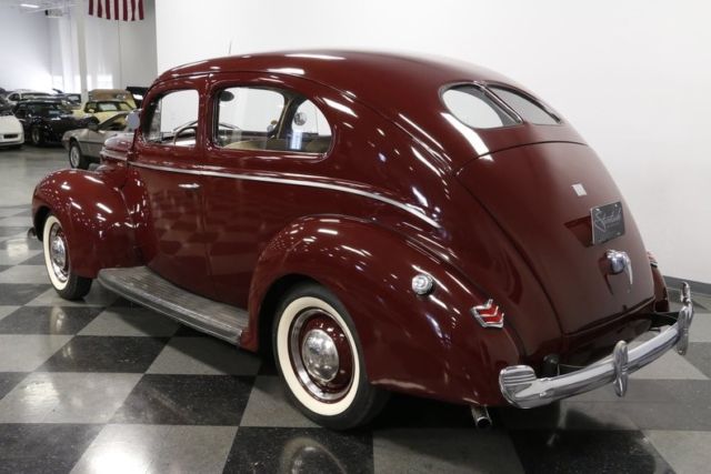 1940 Ford Deluxe Sedan - photo 11
