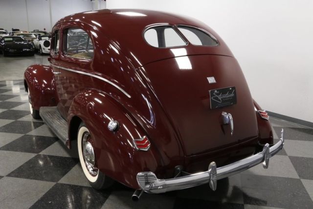 1940 Ford Deluxe Sedan - photo 12
