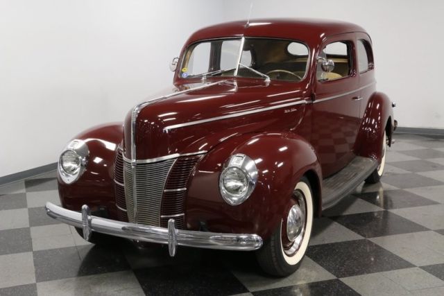 1940 Ford Deluxe Sedan - photo 6