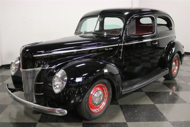 1940 Ford Deluxe Sedan - photo 5