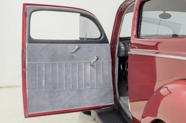 1940 Ford Deluxe Street Rod - photo 10