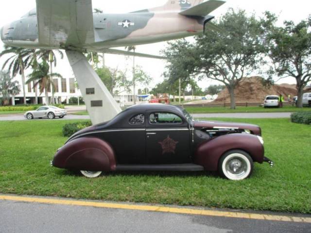 1940 Ford Deluxe - photo 2