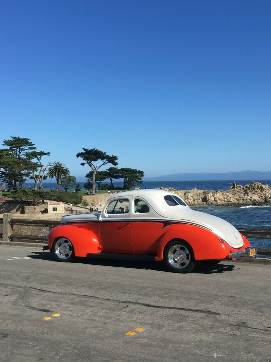 1940 Ford Deluxe - photo 2