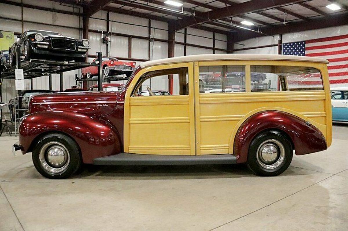 1940 Ford Deluxe Woodie - photo 2