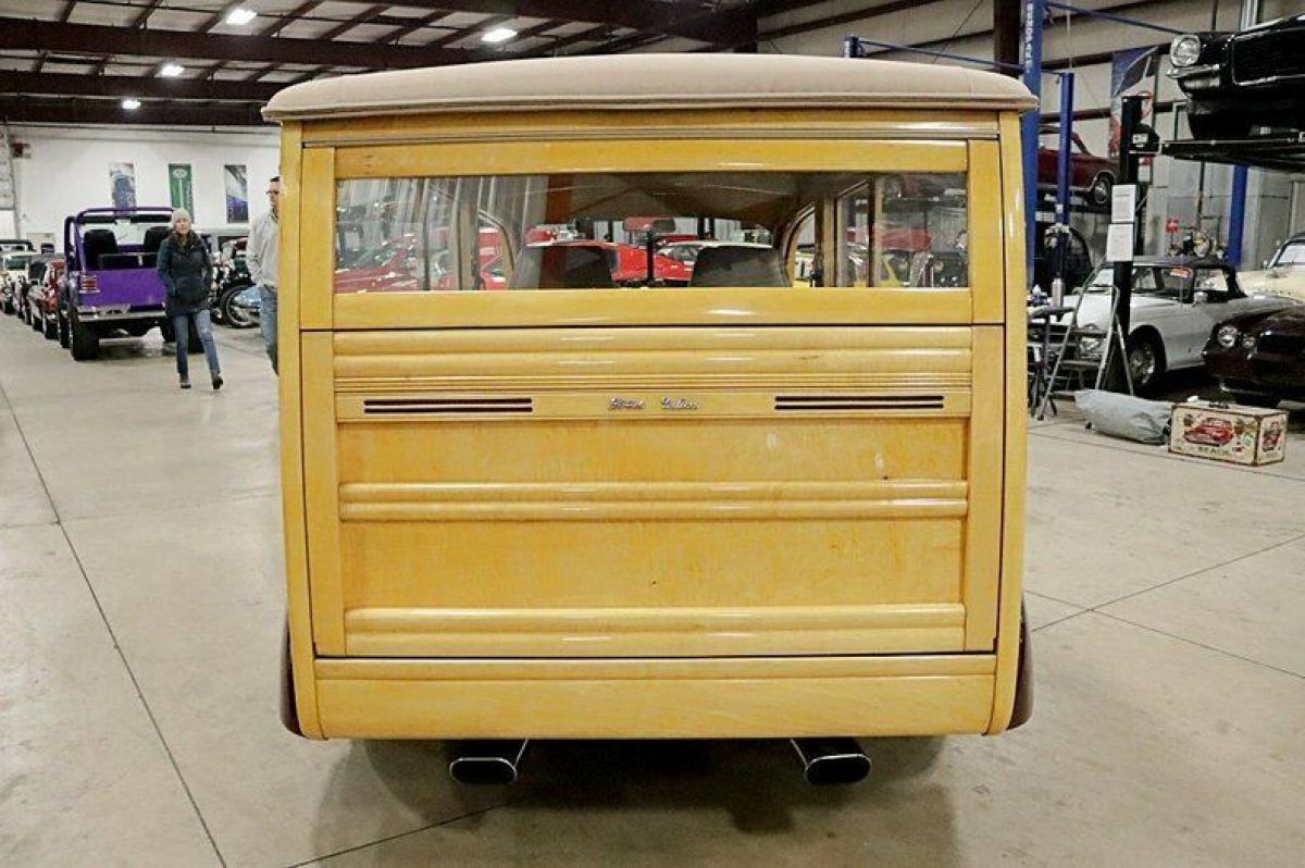 1940 Ford Deluxe Woodie - photo 4