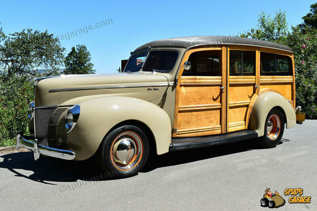 1940 Ford Deluxe