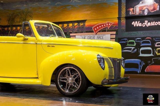 1940 Ford Deluxe Convertible Street Rod - photo 3