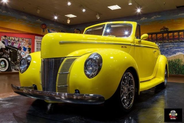 1940 Ford Deluxe Convertible Street Rod - photo 7