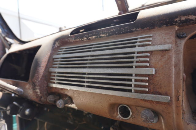 1940 Ford Deluxe Fordor - photo 10