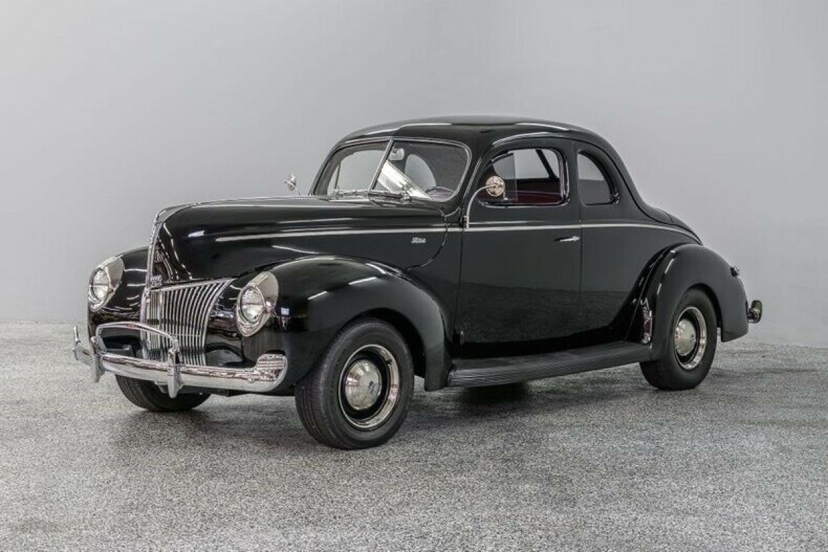 1940 Ford Standard 1083 Miles Black Coupe 239 ci 3 spd Manual on Column 1940 Ford Standard